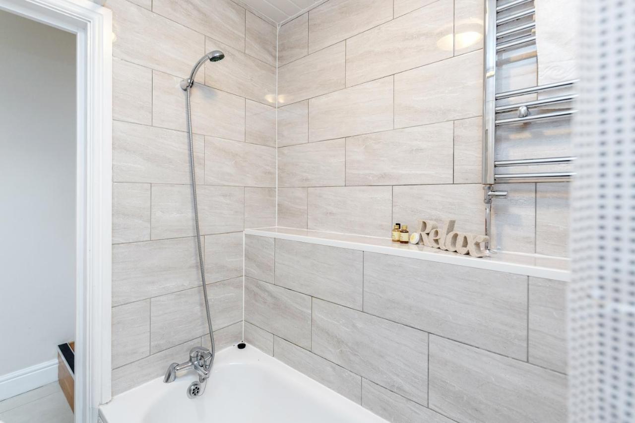 Welcomestay Clapham Junction 2 Bedroom Apartment Лондон Екстериор снимка